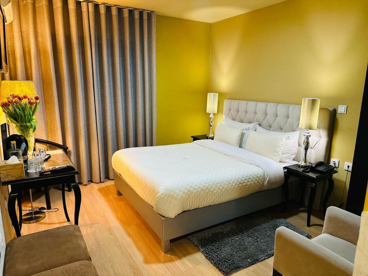Hotel Tulipa Bragança Esterno foto